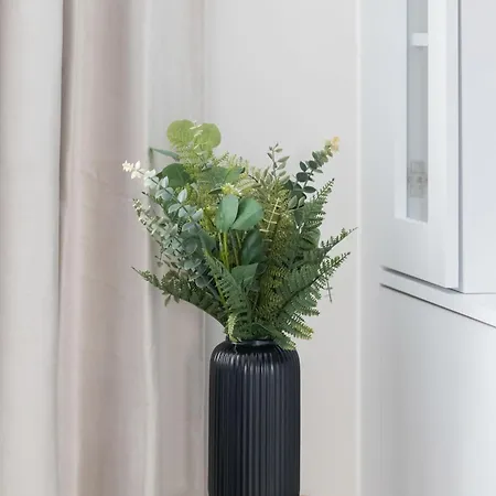 W Sercu Warszawy Biurko Do Pracy Zdalnej By Renters 公寓 *