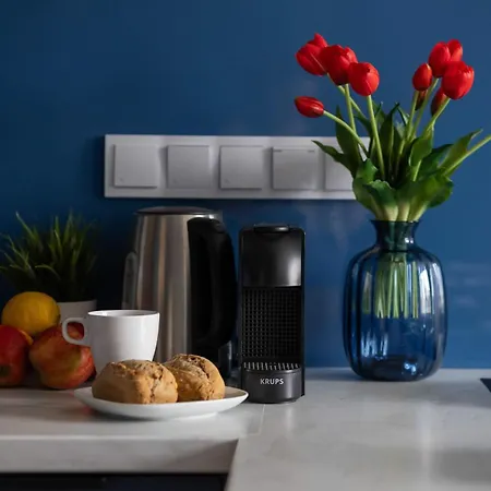 W Sercu Warszawy Biurko Do Pracy Zdalnej By Renters Apartmán