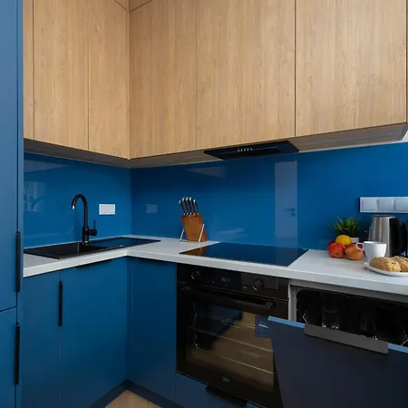 W Sercu Warszawy Biurko Do Pracy Zdalnej By Renters * Varšava