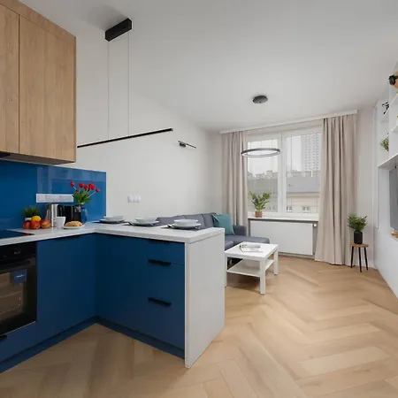 Apartmán W Sercu Warszawy Biurko Do Pracy Zdalnej By Renters