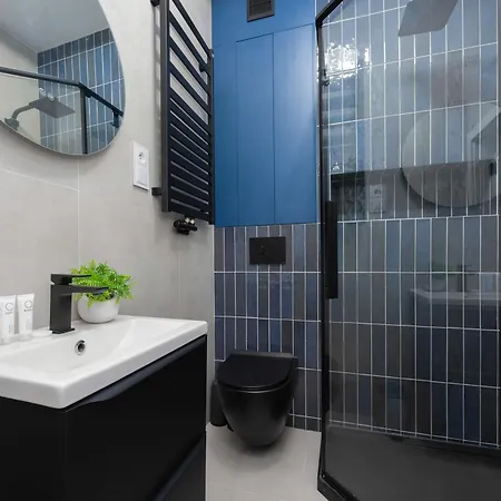 W Sercu Warszawy Biurko Do Pracy Zdalnej By Renters Apartmán