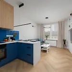 Lejlighed W Sercu Warszawy Biurko Do Pracy Zdalnej By Renters