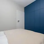 W Sercu Warszawy Biurko Do Pracy Zdalnej By Renters Lejlighed *