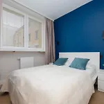 W Sercu Warszawy Biurko Do Pracy Zdalnej By Renters * Warszawa